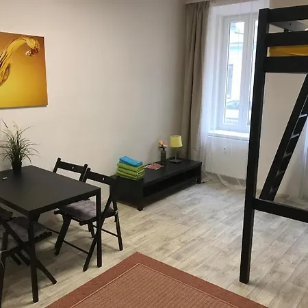 Apartman In The Center With Privat Parking 브르노